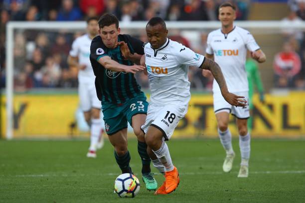 山东泰山官方：后卫卢卡斯-卡扎尔离队.